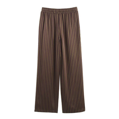 Lässiges gestreiftes Set