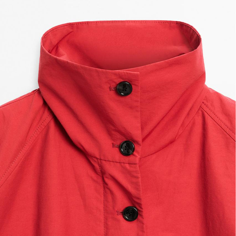 Modische Übergangsjacke in Rot