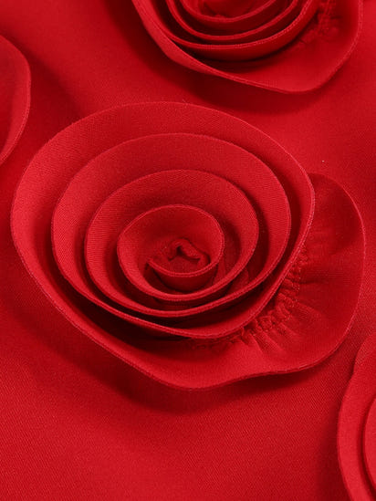 Verspieltes Mini-Kleid mit Blumen-Details