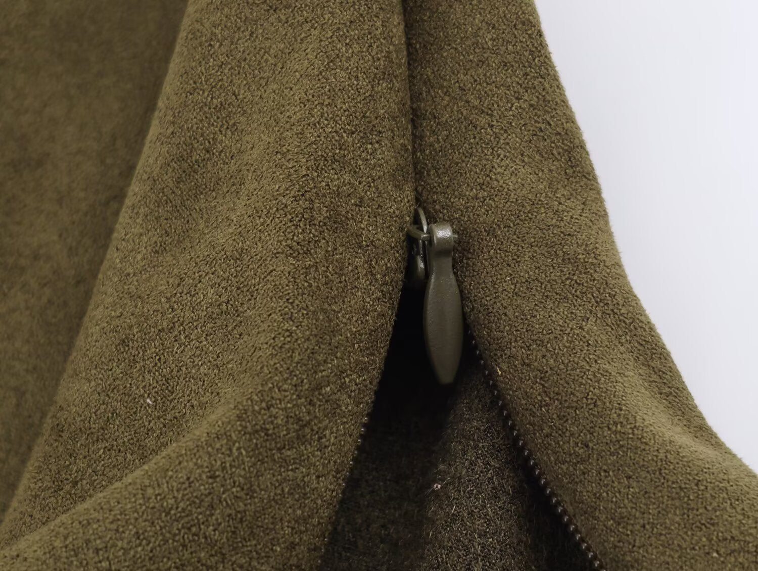 Schickes Wildleder-Hosen-Set