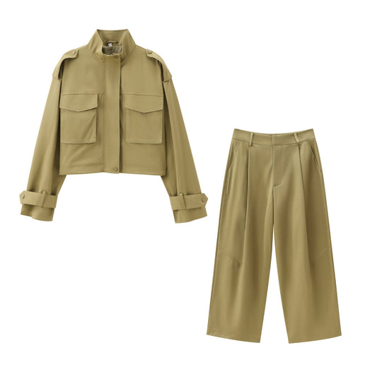 Elegantes Set in Khaki