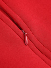 Verspieltes Mini-Kleid mit Blumen-Details